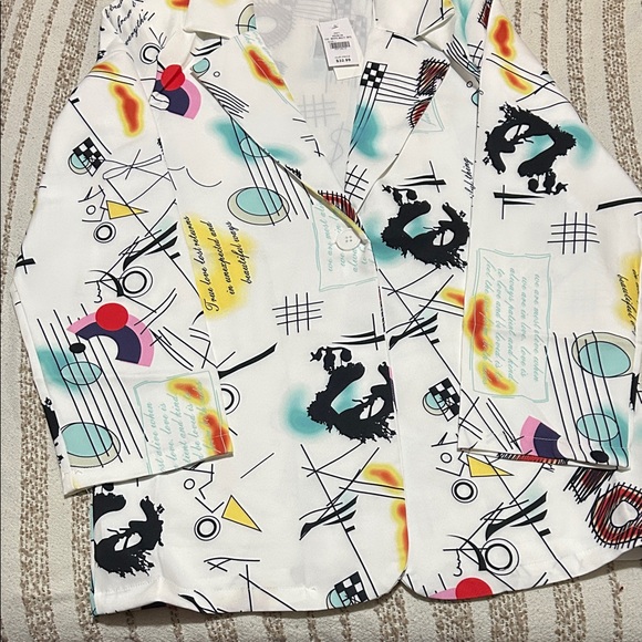 Colorful Abstract Patterned Blazer - Picture 3 of 5